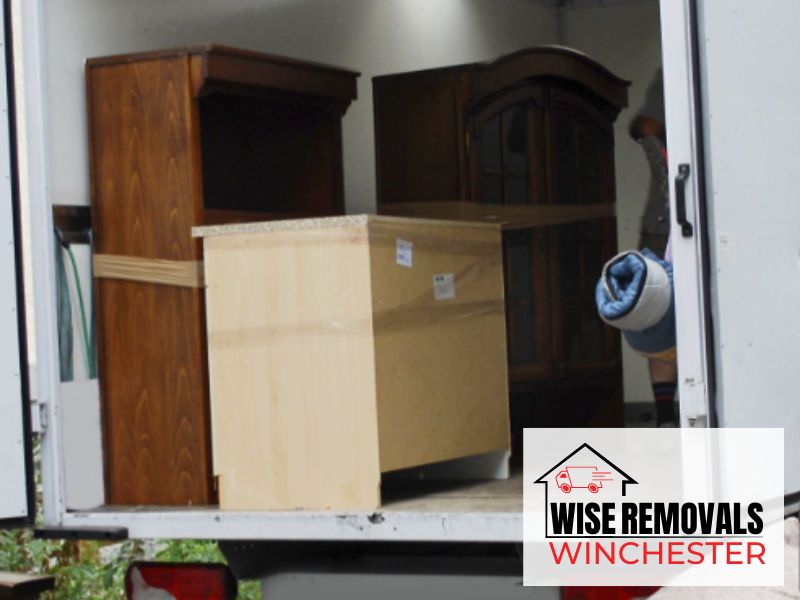removals winchester hampshire SO22
