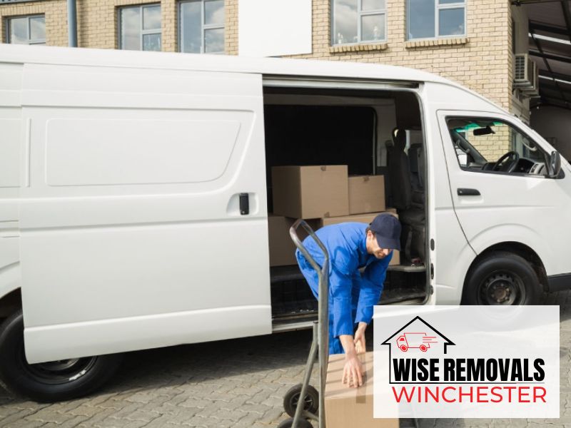 winchester hampshire SO22 man and van